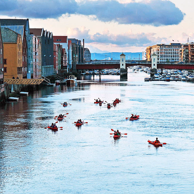Urban kajakktur langs Nidelven