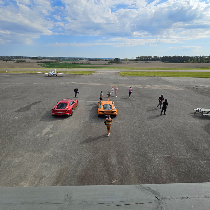 Ferrari vs Lamborghini Speedtest