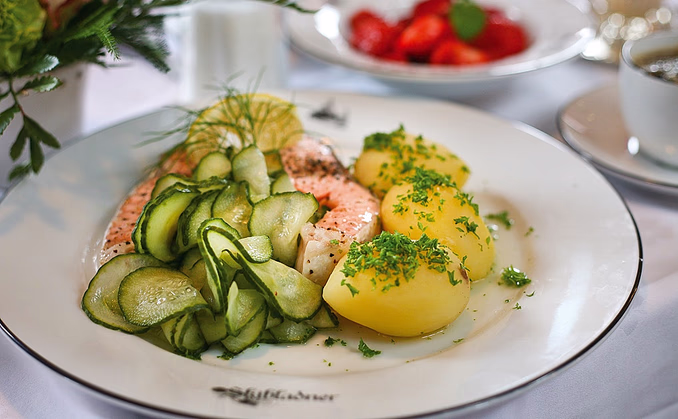 Hjuldamper med middag