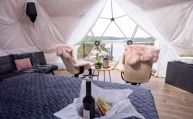 Dome Glamping