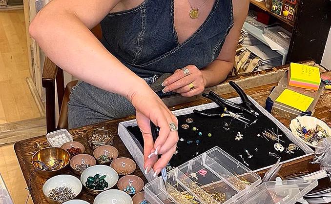 Smykker, sips & sjokolade