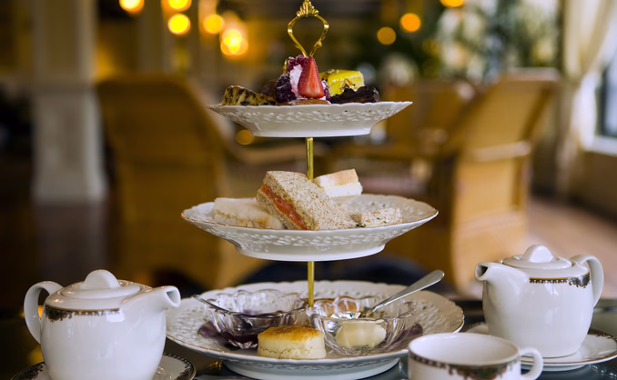 Smykker, sips & sjokolade