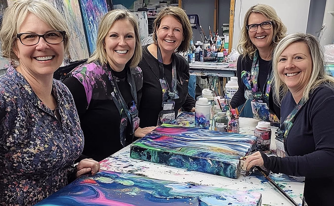 Malekurs i flytende maling