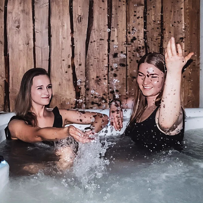 Spa, jacuzzi & badstue for to