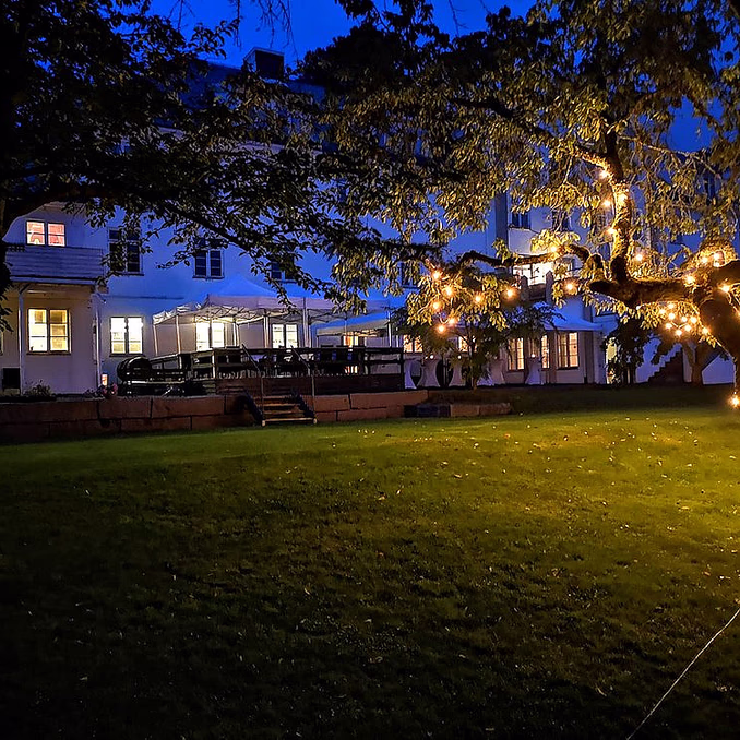 Herregårdsopphold og alpakkavandring