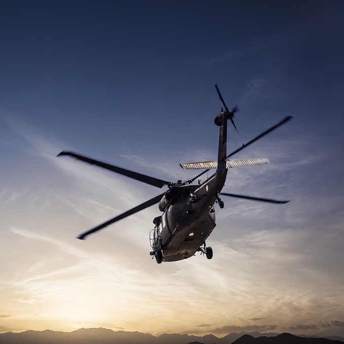 Introduksjon til helikopterflyging for tre