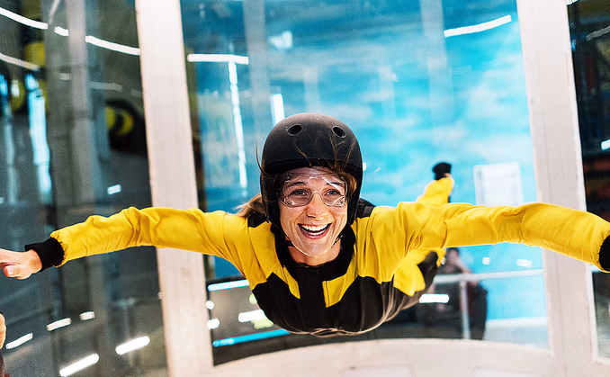 Indoor skydive deluxe