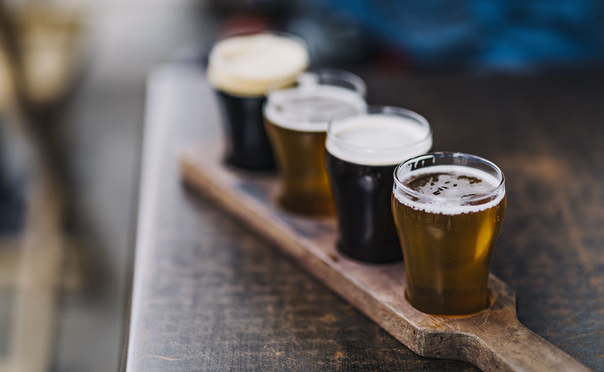 En kveld med håndverksøl for to