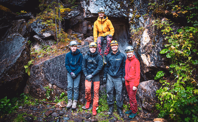 Grottetur i Øyfjellgrotta