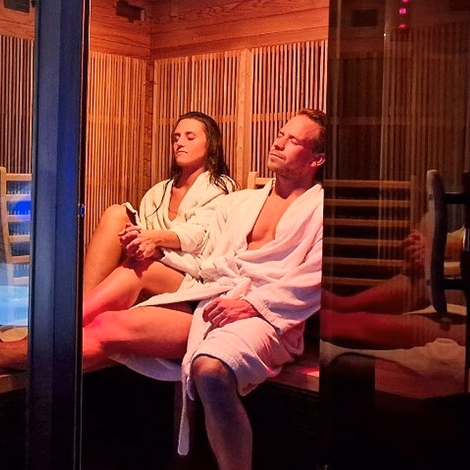Floating, jacuzzi, sauna & isbad for to
