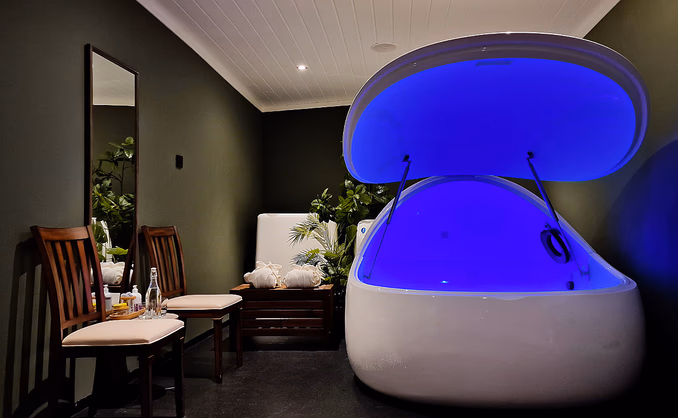 Floating, jacuzzi, sauna & isbad for to