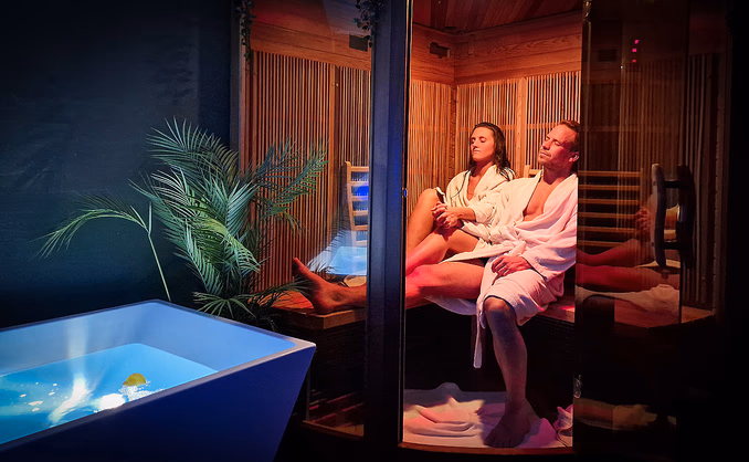 Jacuzzi, sauna & isbad for to