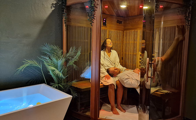 Jacuzzi, sauna & isbad for to