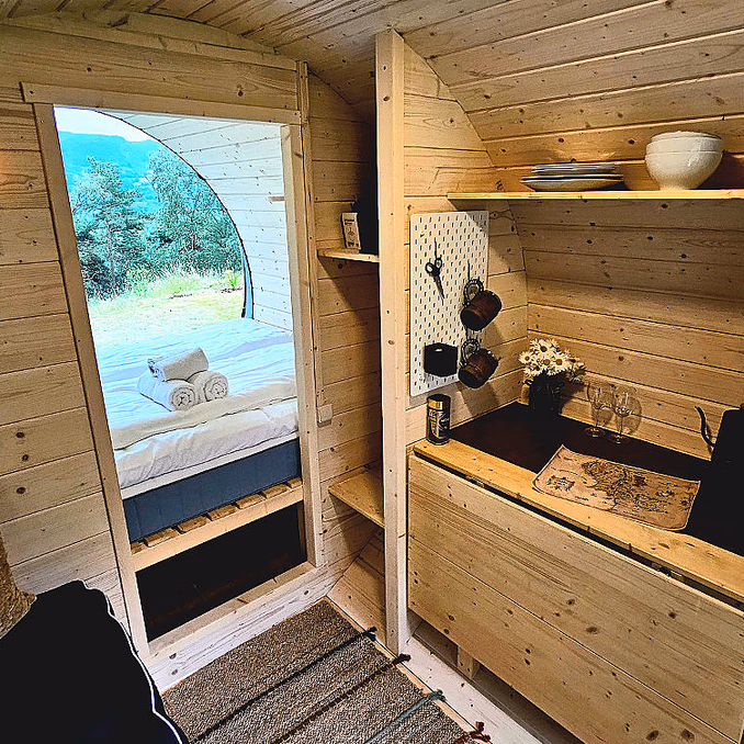 Hobbit Cabin