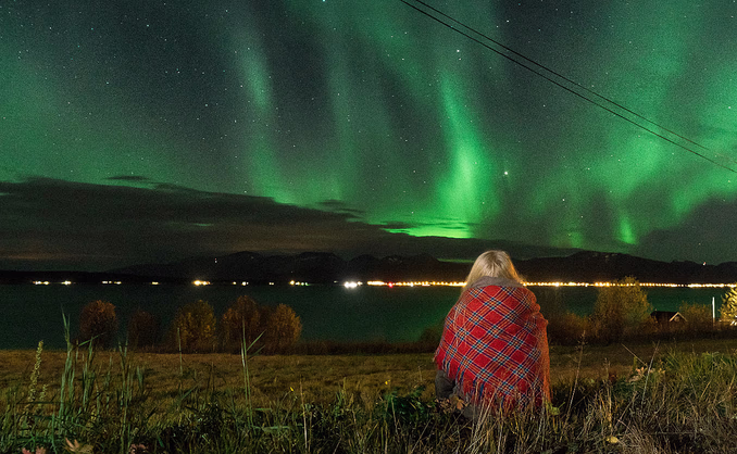 Reinsdyrsafari med sameleir og middag