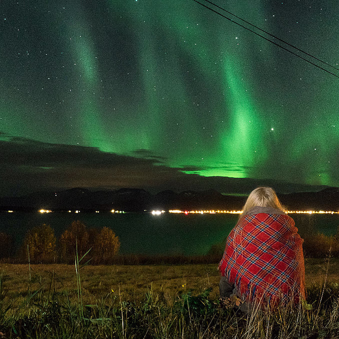 Reinsdyrsafari med sameleir og middag