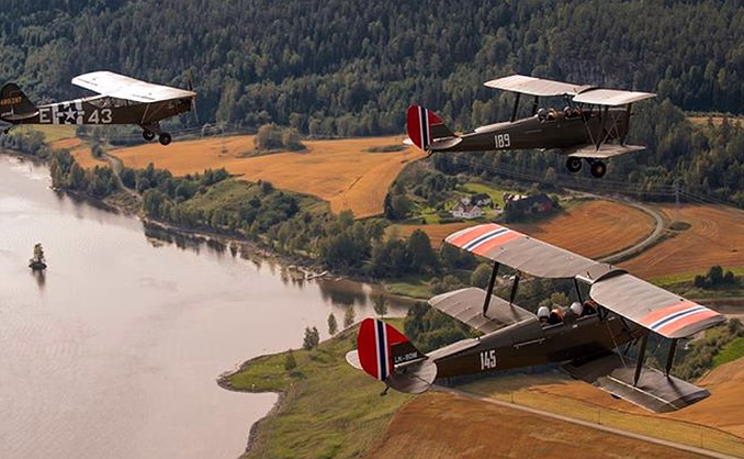 Opplevelsesflyving med Tiger Moth