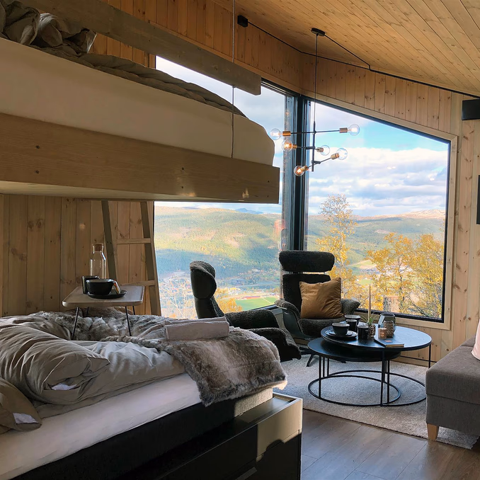 Natt i fjelltopphytte
