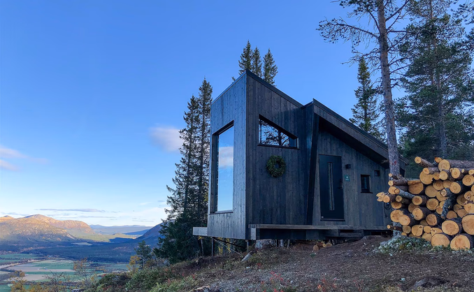 Natt i fjelltopphytte