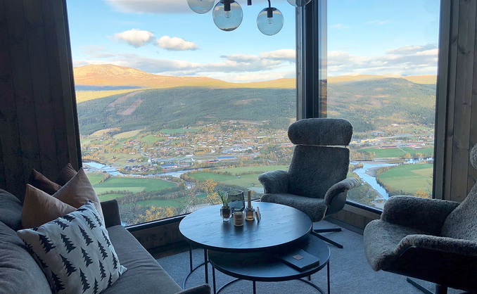 Natt i fjelltopphytte