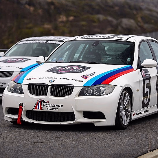 Kjør BMW på racerbane