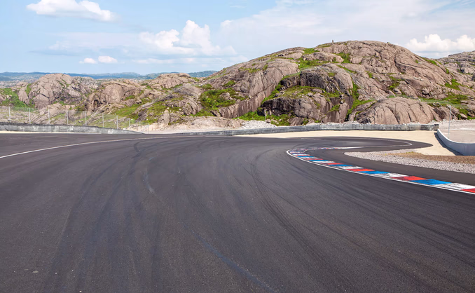 Kjør BMW på racerbane