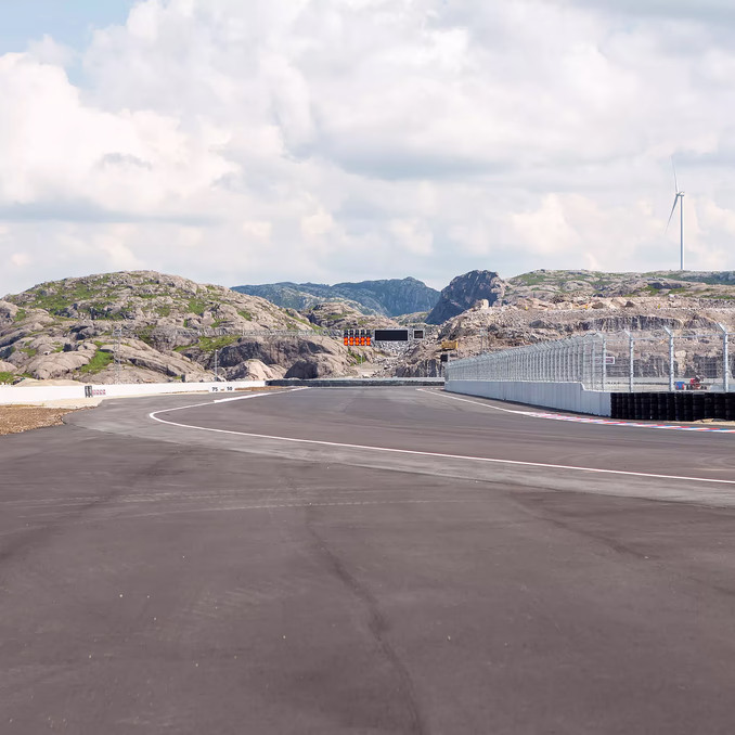 Kjør BMW på racerbane