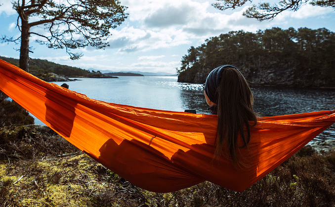Hengekøyeglamping