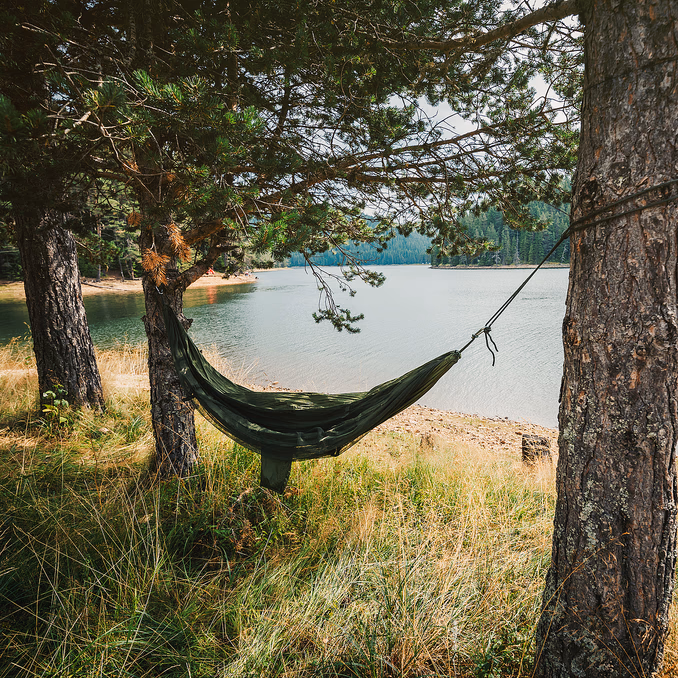 Hengekøyeglamping