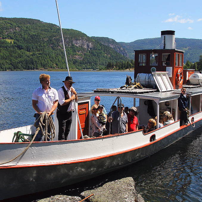 Familiecruise på dampskip