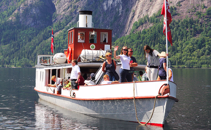 Cruisetur med dampskip