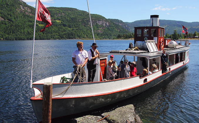 Cruisetur med dampskip