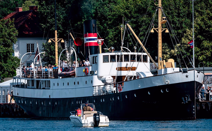 Cruisetur med dampskip