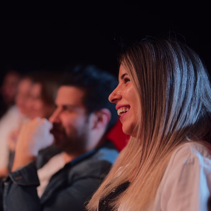 Stand Up-kveld for to