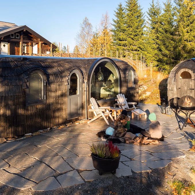 Overnatting i Igloohut