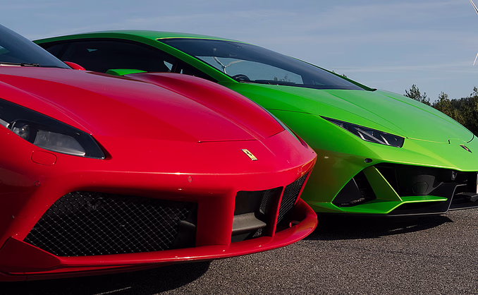 Supersportsbil og racing