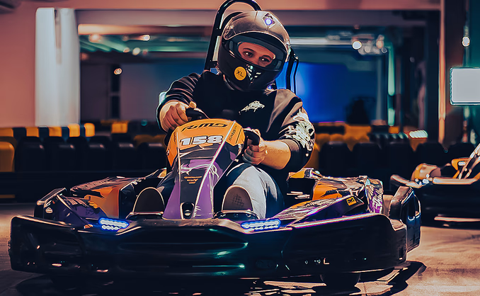 Supersportsbil og racing