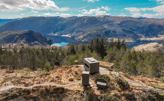 Storehesten Panorama Birdbox