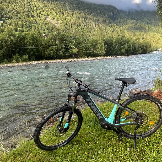 Sjoa elektrisk sykkeltur