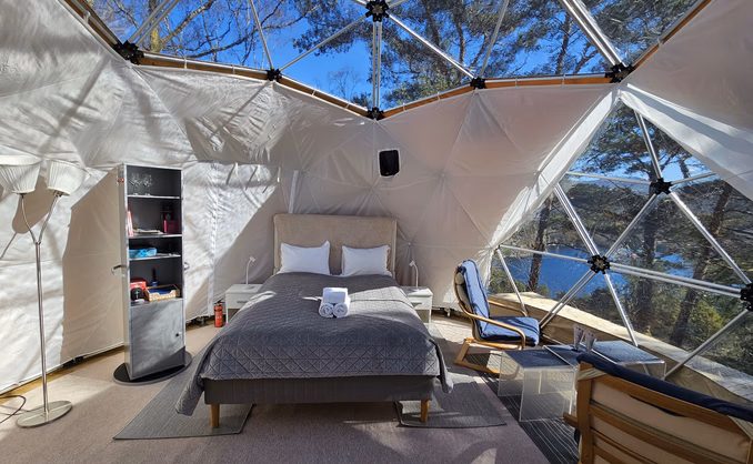 Dome, jacuzzi & sauna