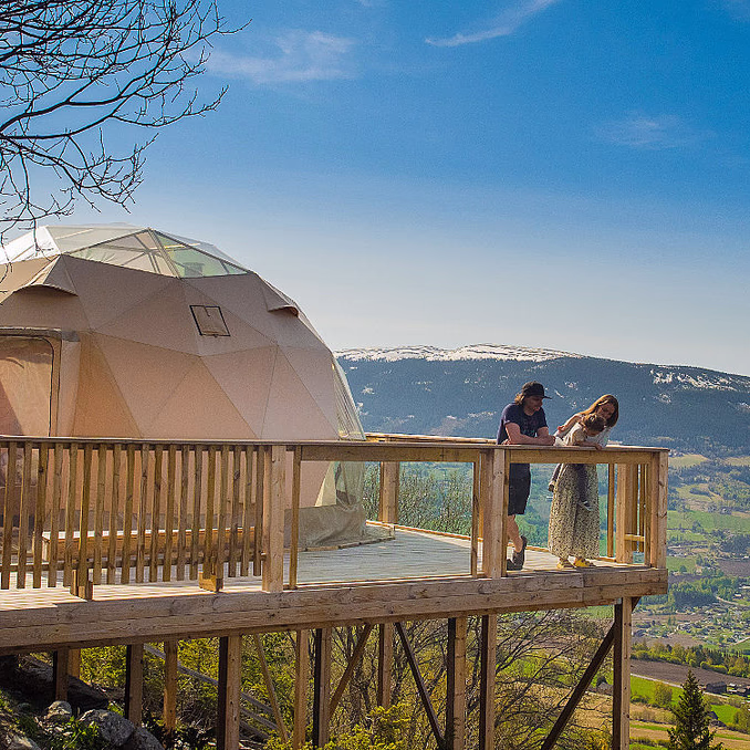 Dome Glamping