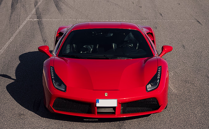 Kjør Ferrari på racerbane