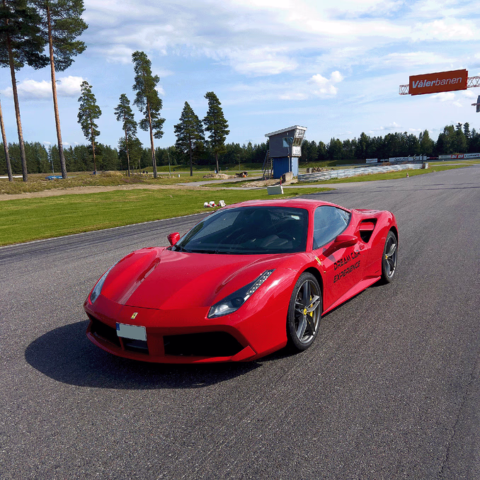 Kjør Ferrari på racerbane
