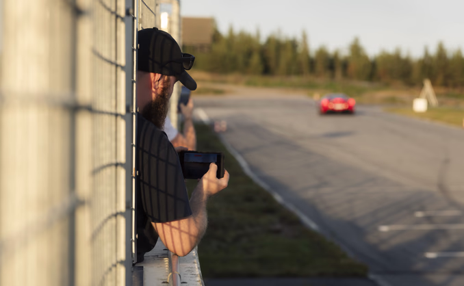 Kjør Ferrari på racerbane