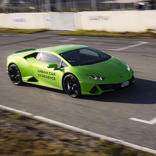 Kjør Lamborghini på racerbane
