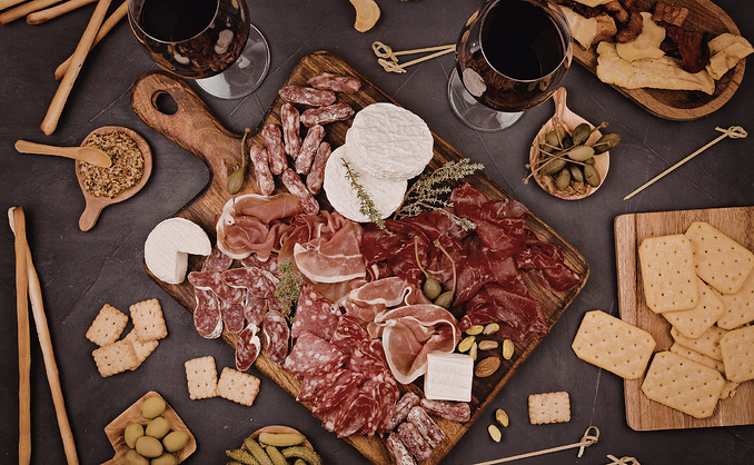 Vinsmaking med ost og spekemat