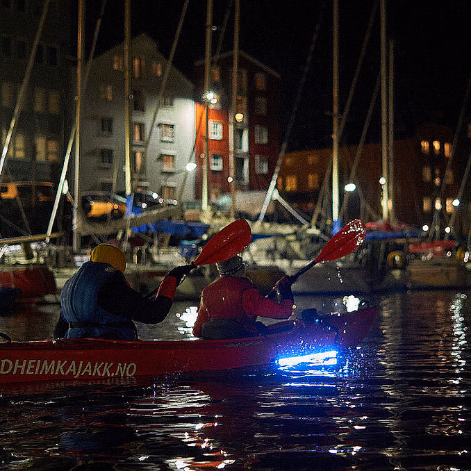 Glødende kajakktur langs Nidelven