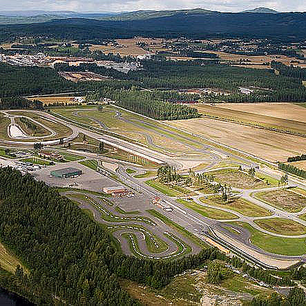 Kjør Lamborghini & Ferrari på racerbane