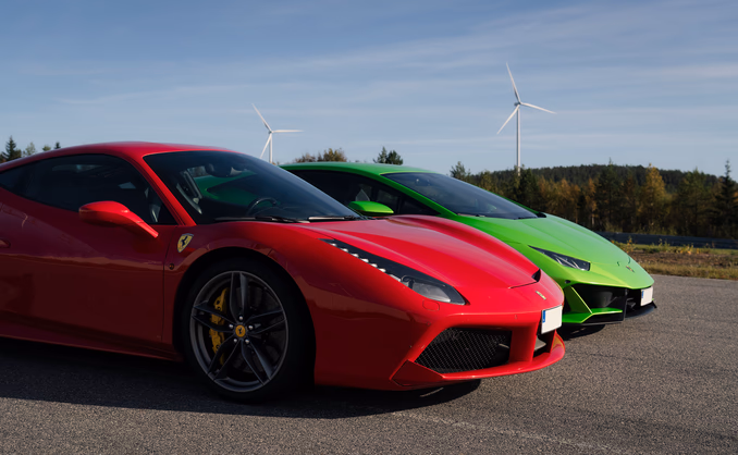 Kjør Lamborghini & Ferrari på racerbane