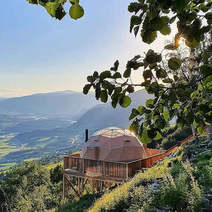 Dome Glamping